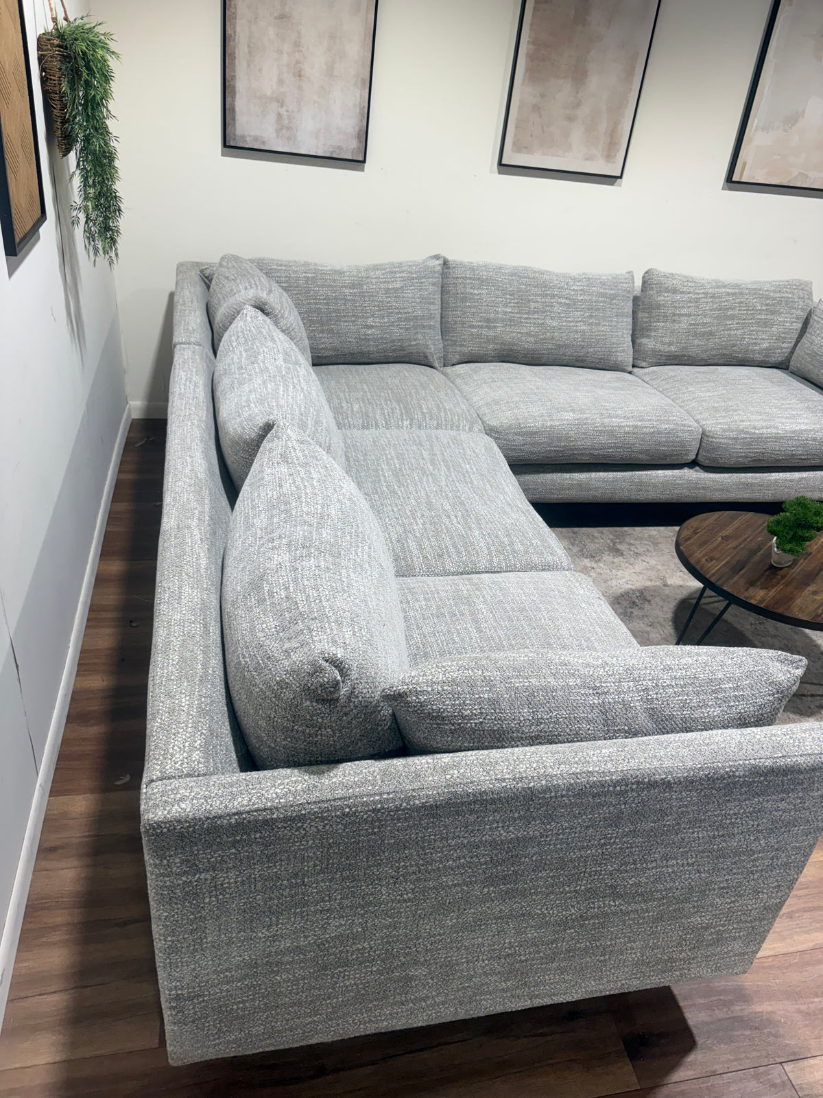 Jonathan Louis Brand Light Gray Sectional