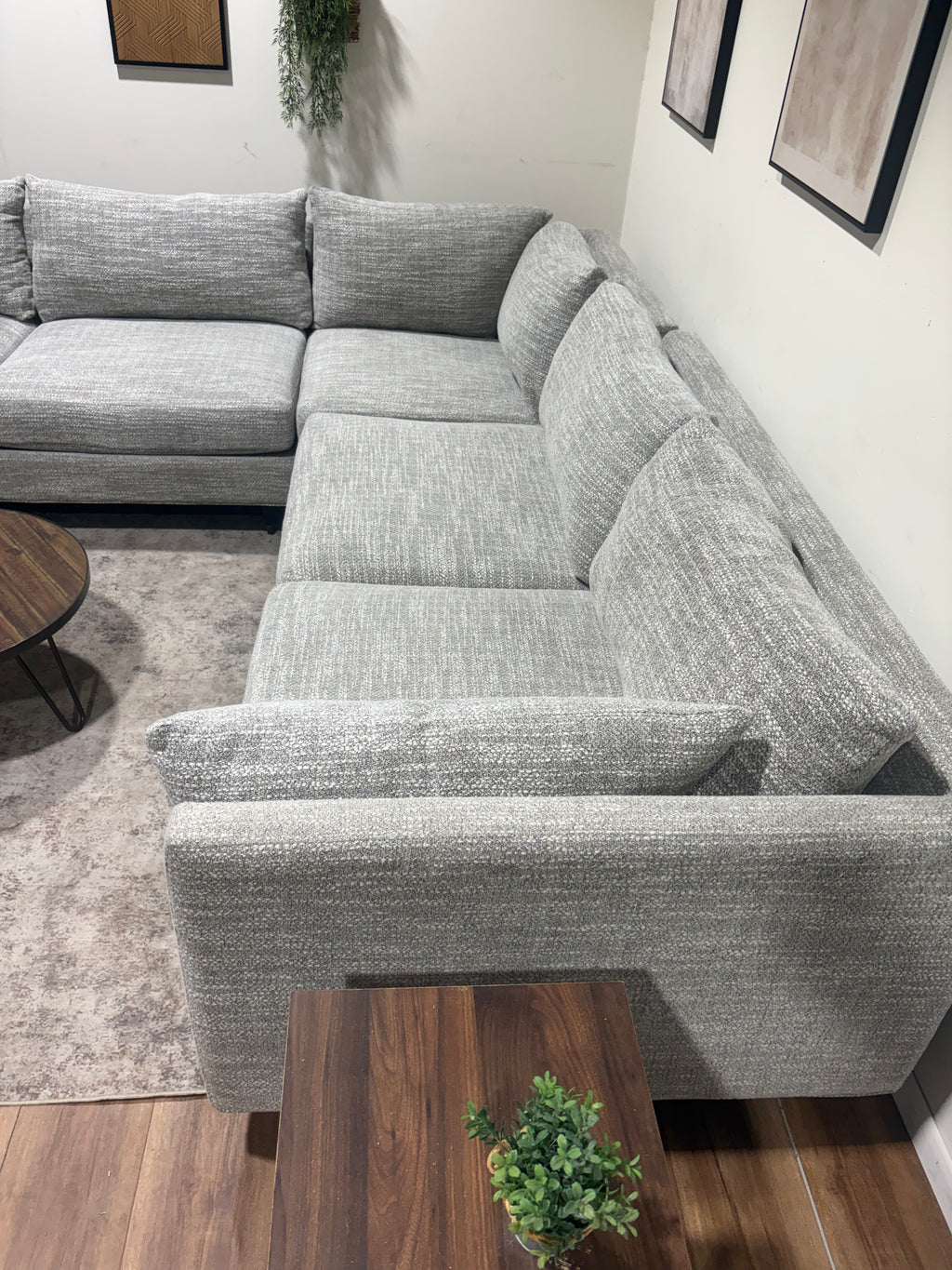 Jonathan Louis Brand Light Gray Sectional