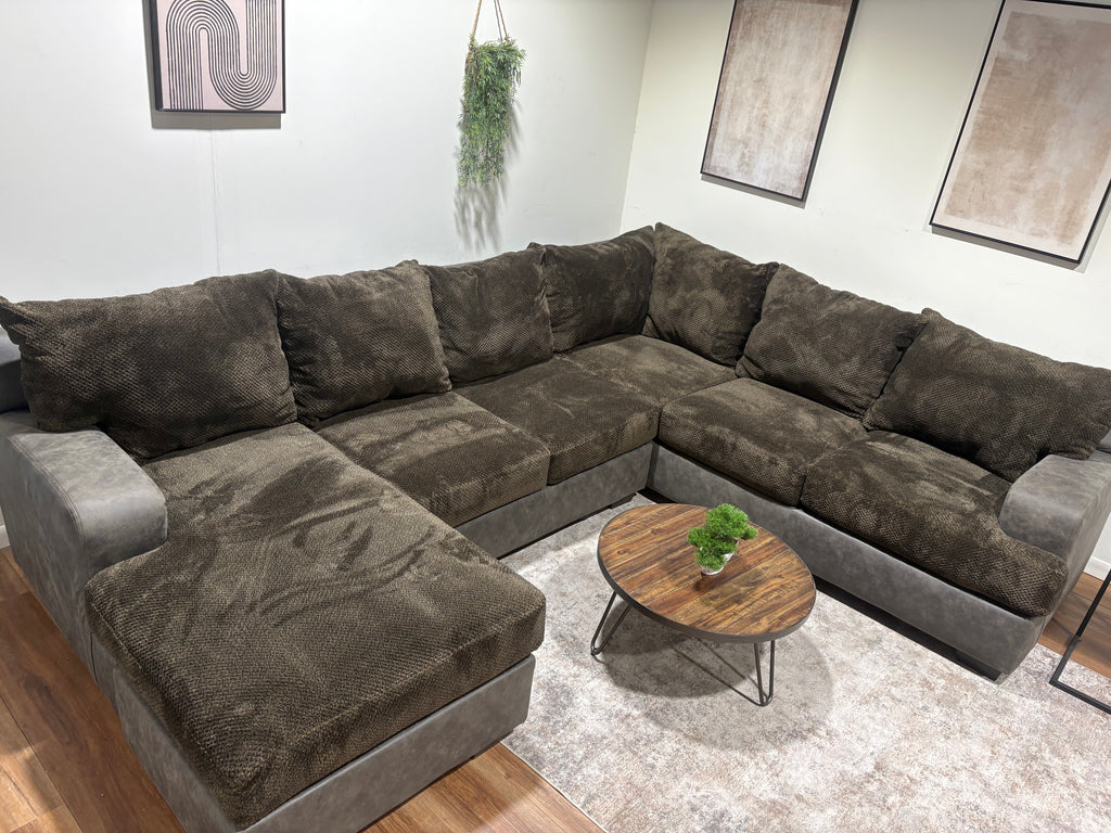 Brown Woodhaven Family Sectional with Reversible Ottoman
