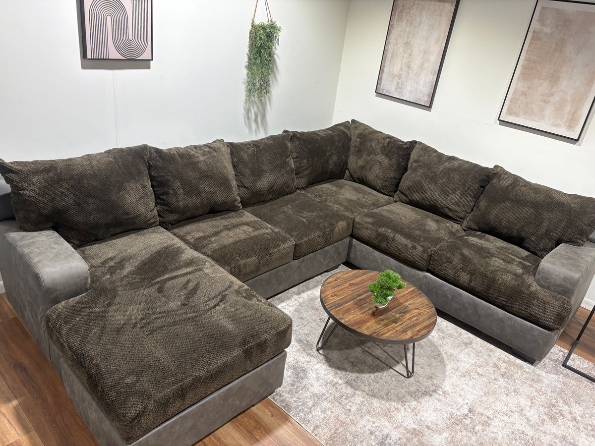 Brown Woodhaven Family Sectional with Reversible Ottoman