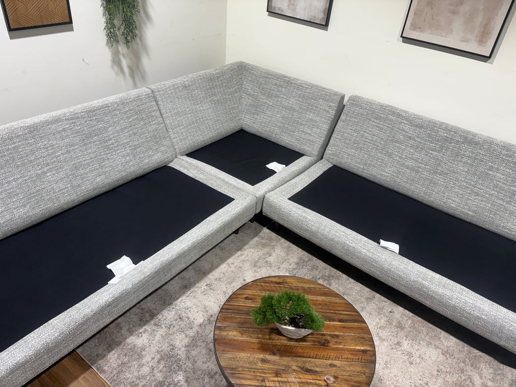Jonathan Louis Brand Light Gray Sectional