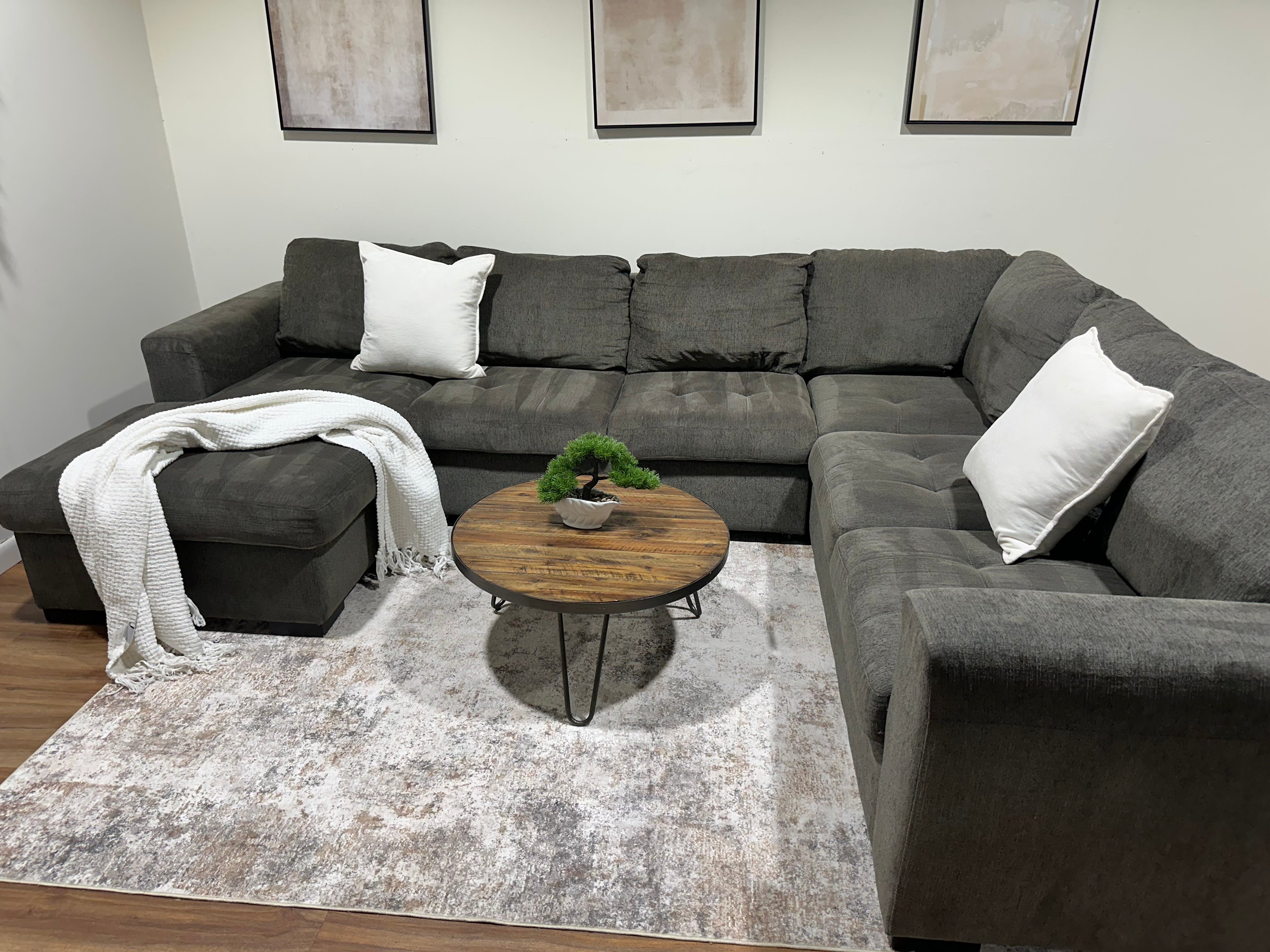 Dark Gray/Green Sleeper Sectional
