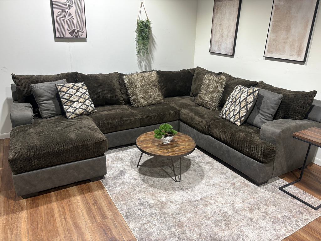 Brown Woodhaven Family Sectional with Reversible Ottoman