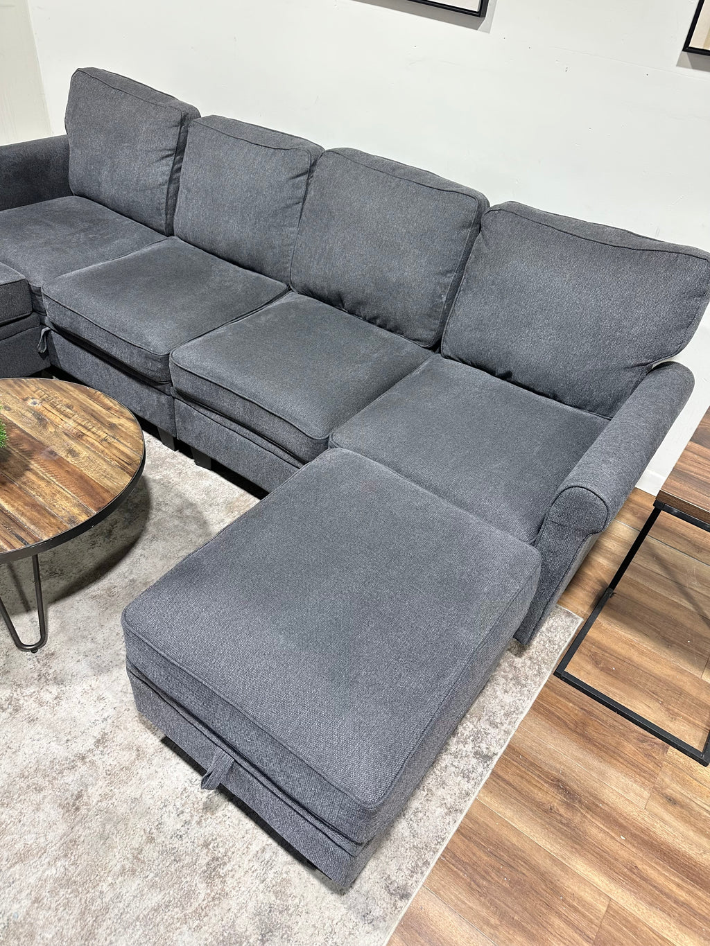 Gray Sectional w/ Two Attachable Ottomans