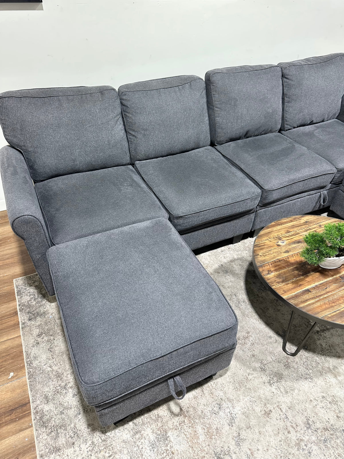 Gray Sectional w/ Two Attachable Ottomans